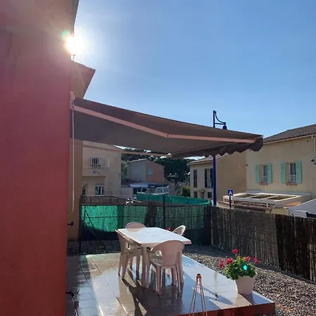 Holiday home Propriete Rebardo Hyeres